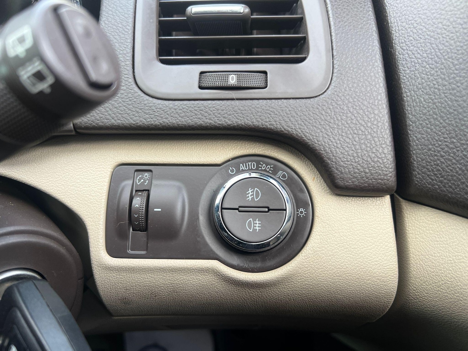 Used Vauxhall Insignia 2011 for sale - 76935769: Photo 29