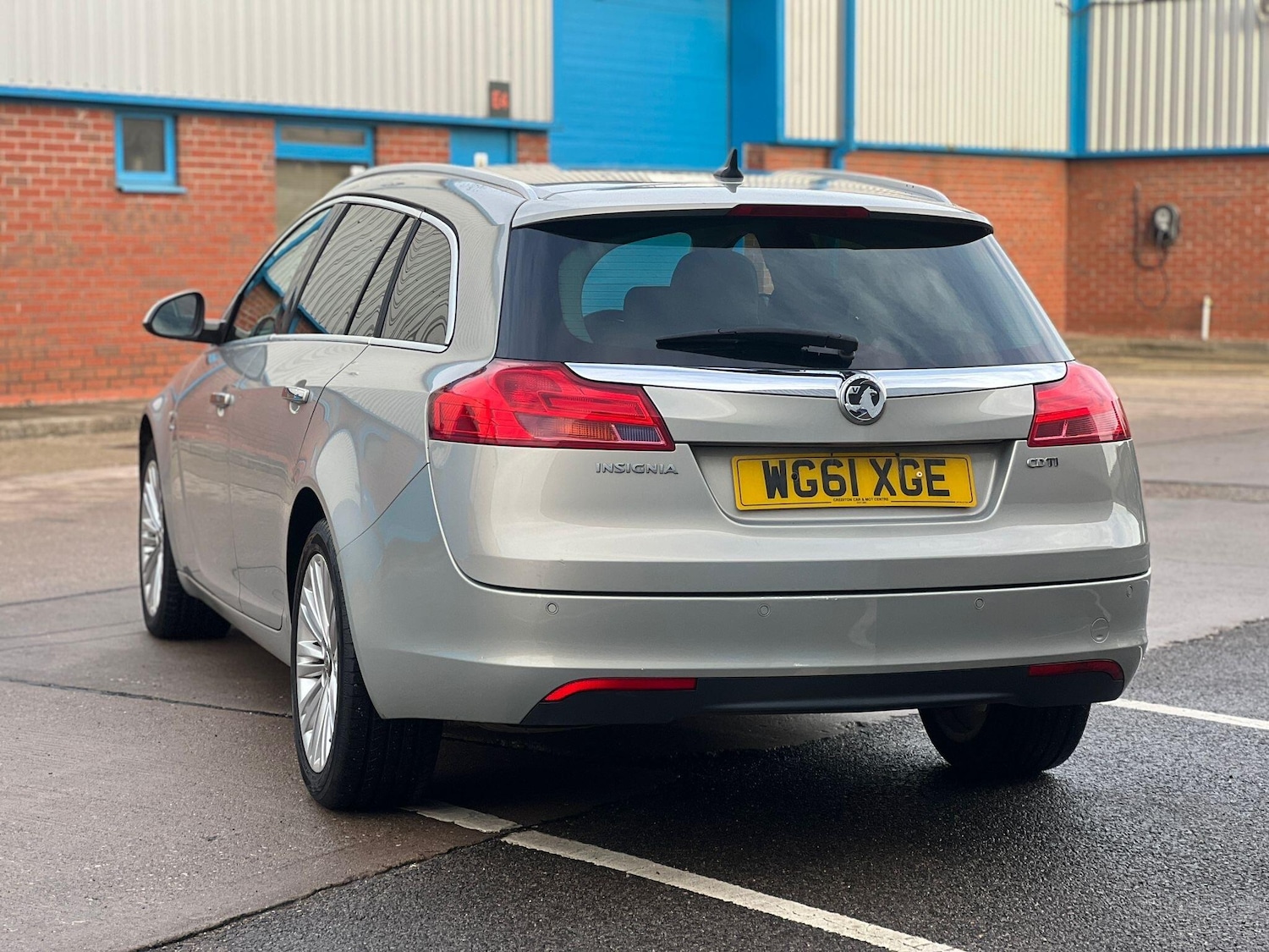 Used Vauxhall Insignia 2011 for sale - 76935769: Photo 7