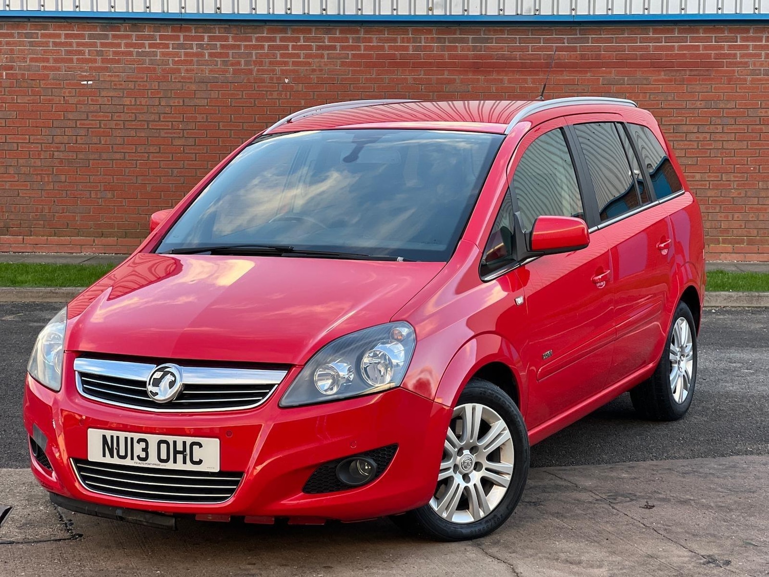 Used Vauxhall Zafira 2013 for sale - 76620535: Photo 12