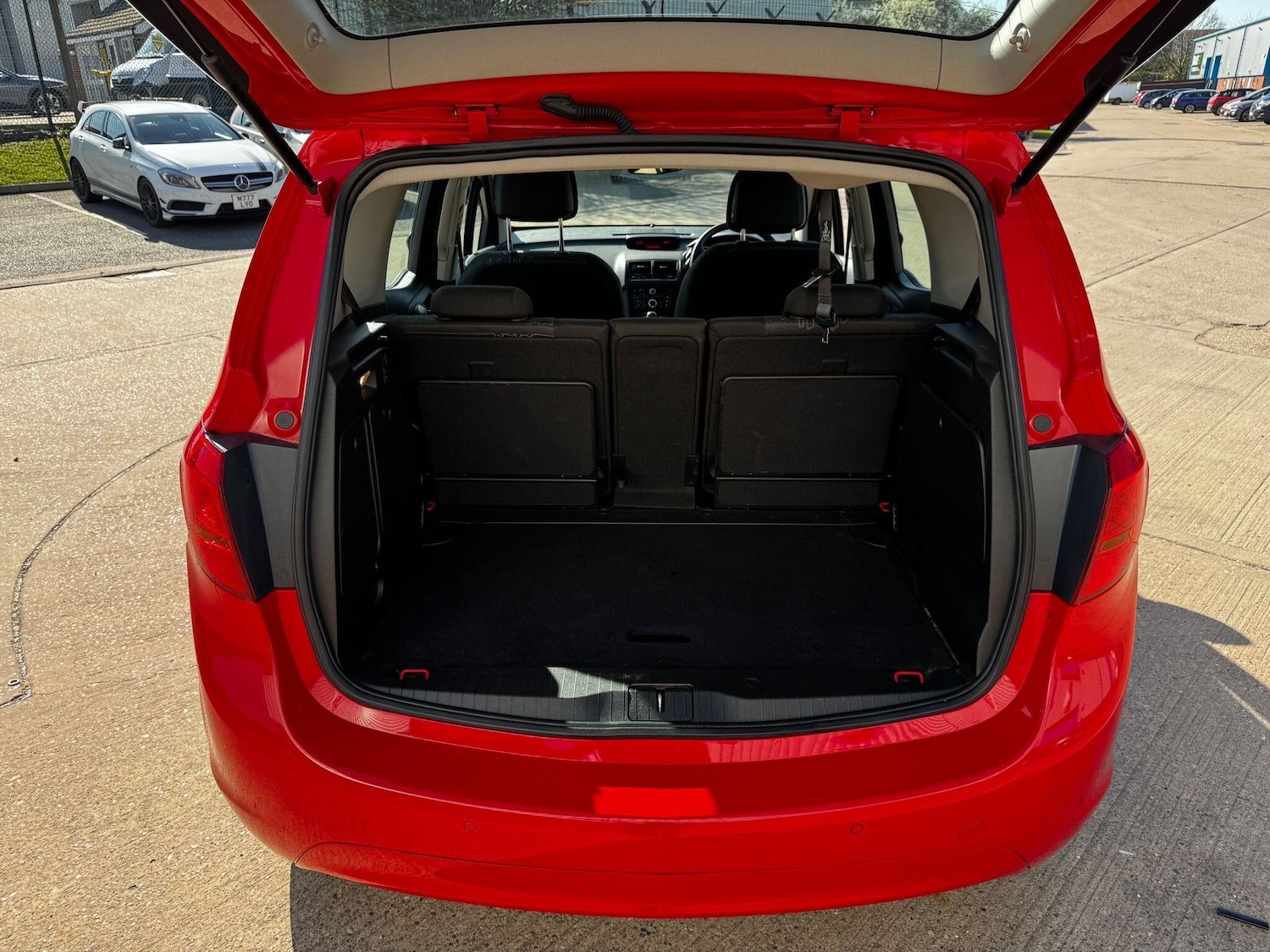 Used Vauxhall Meriva 2013 for sale - 77940339: Photo 24