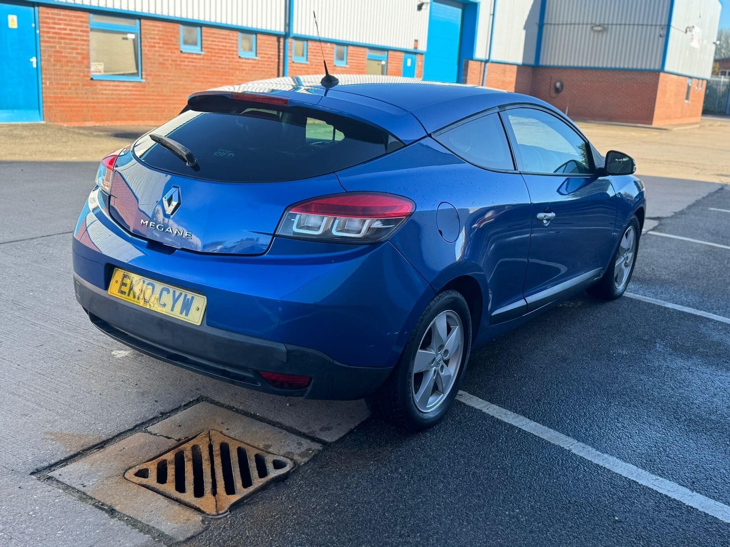 Used Renault Megane 2010 for sale - 76446653: Photo 12