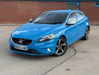 Used Volvo V40 2013 for sale - 79601395: Photo