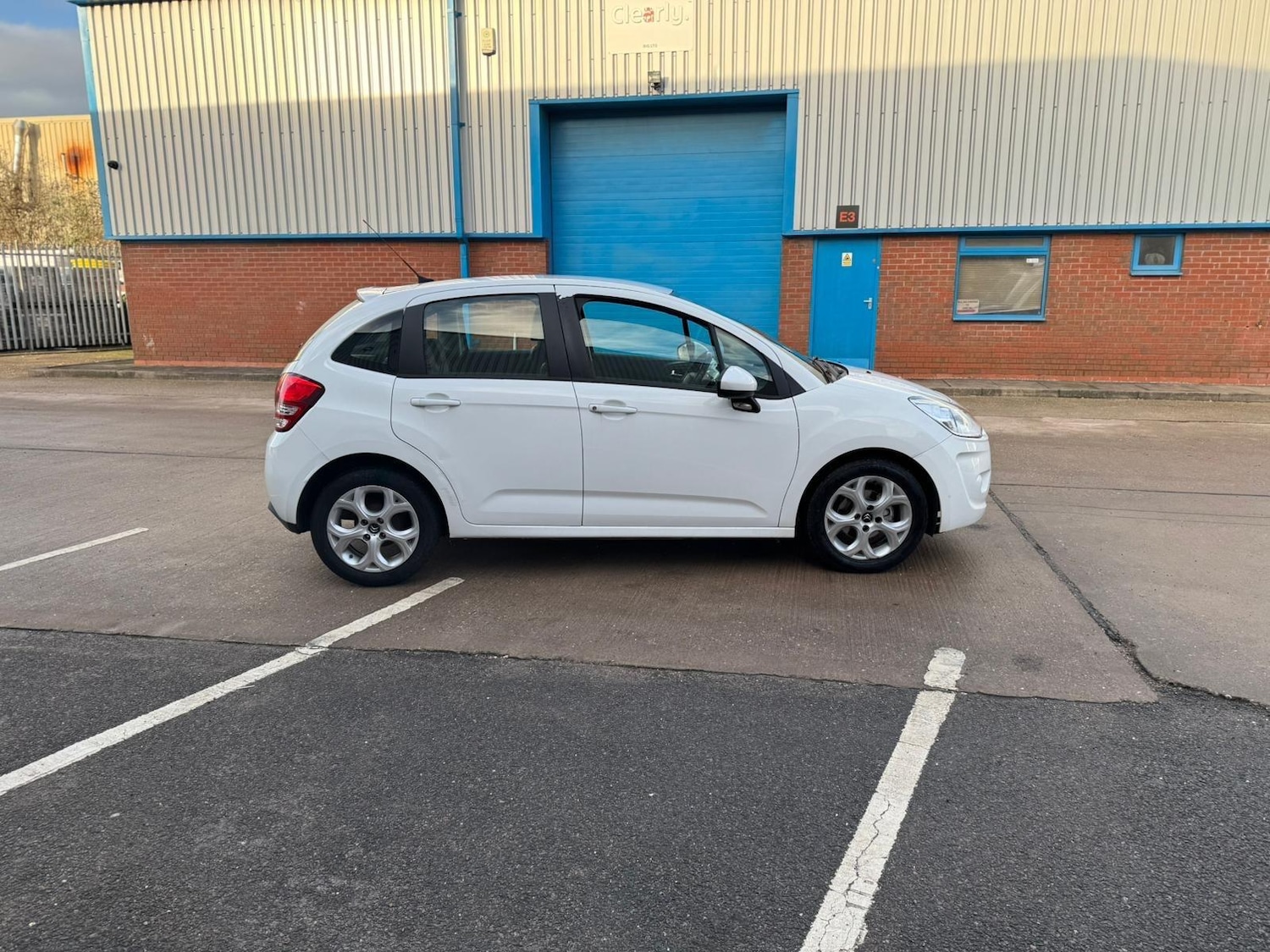 Used Citroen C3 for sale - 77358624: Photo 10