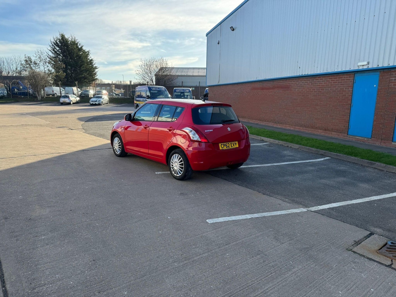 Used Suzuki Swift 2012 for sale - 76646180: Photo 12