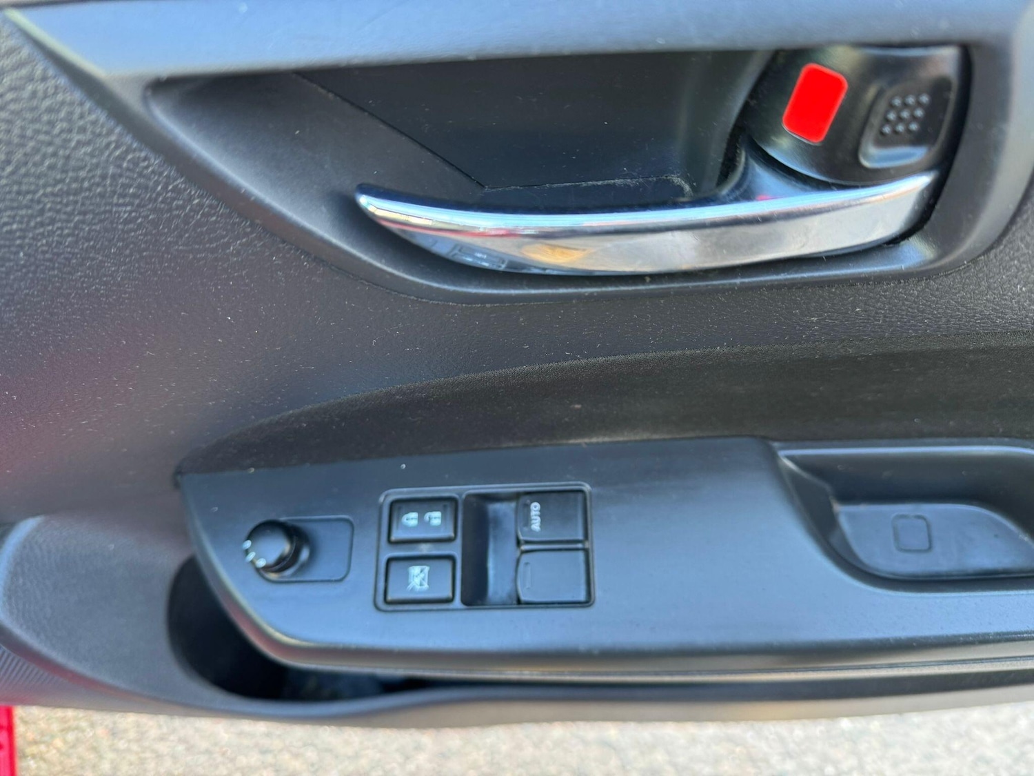 Used Suzuki Swift 2012 for sale - 76646180: Photo 20