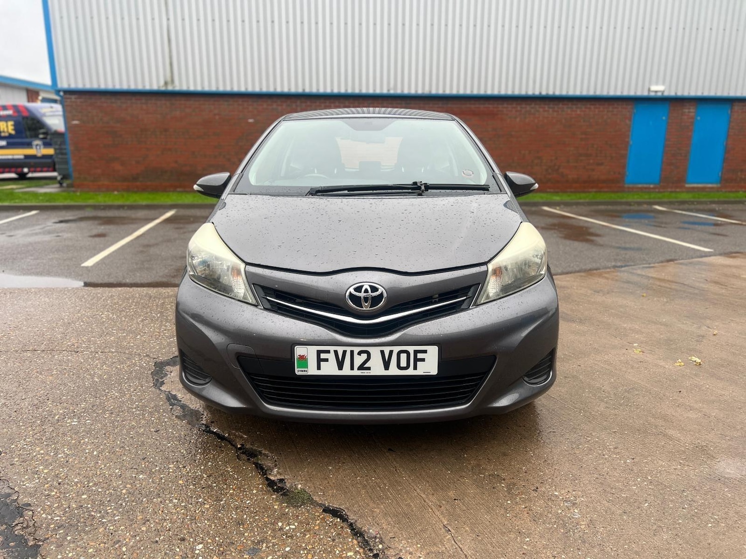 Used Toyota Yaris 2012 for sale - 76667146: Photo 1