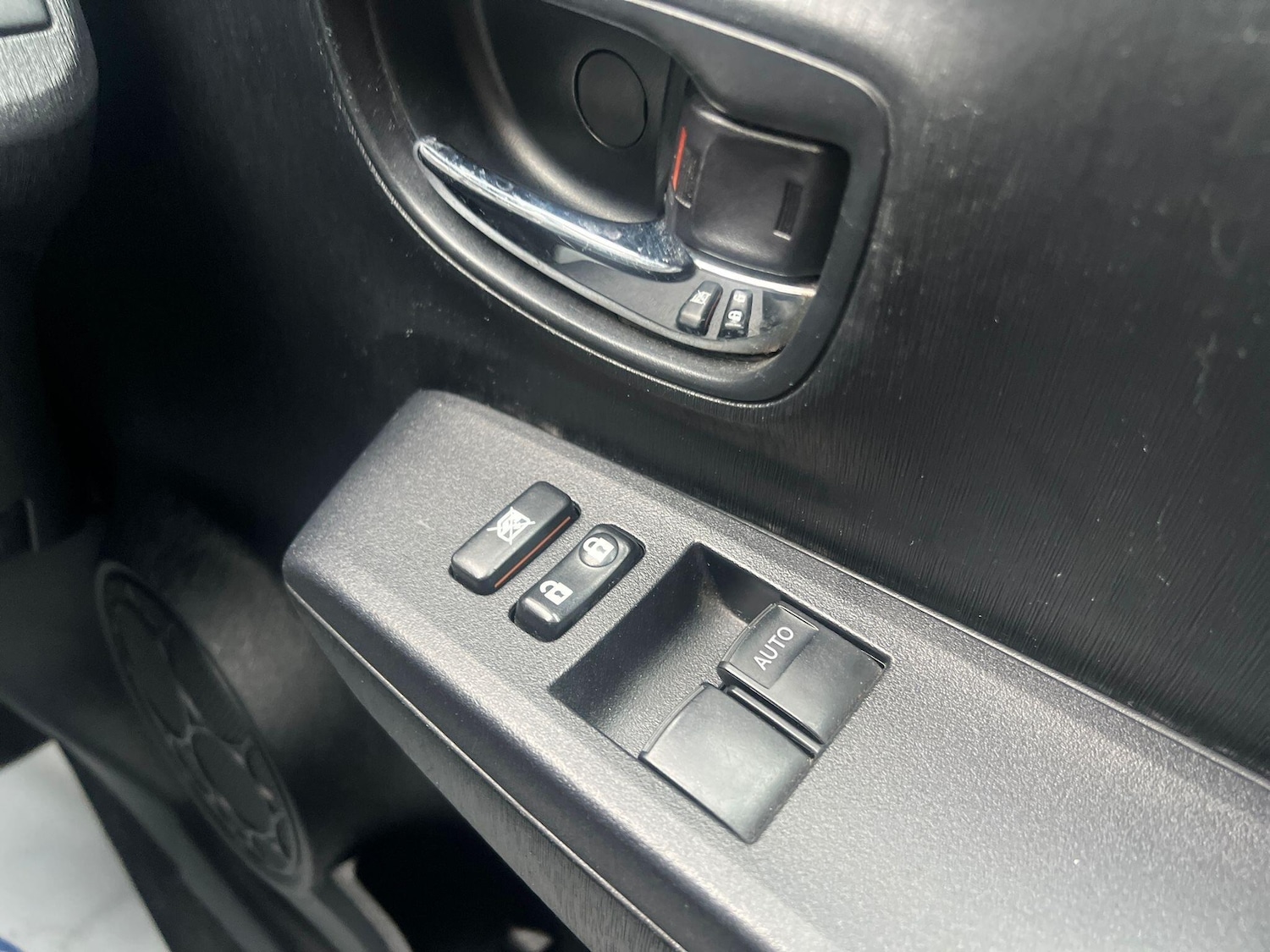 Used Toyota Yaris 2012 for sale - 76667146: Photo 19