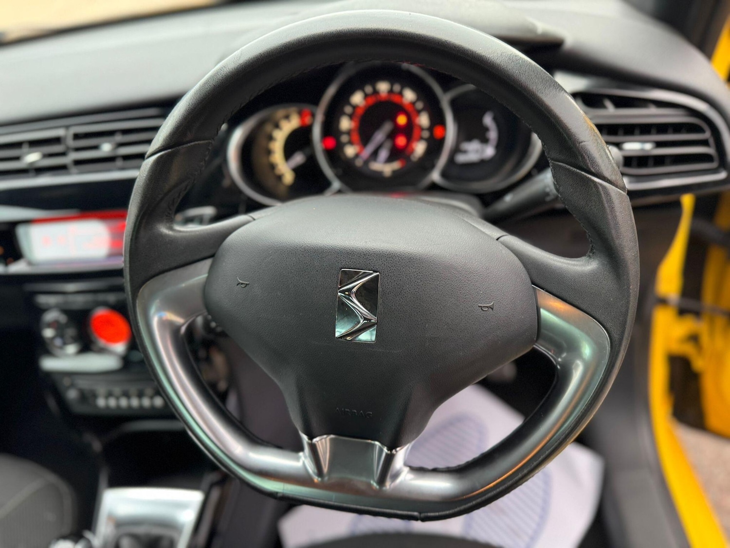 Used Citroen DS3 for sale - 76990042: Photo 14