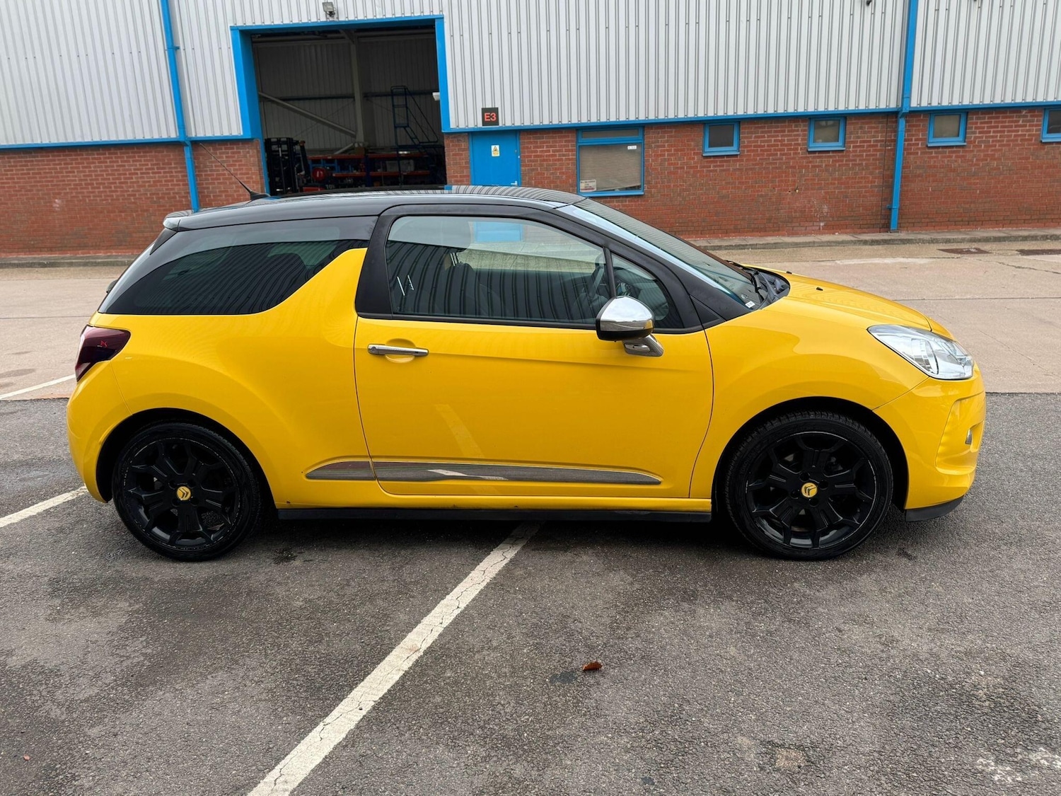 Used Citroen DS3 for sale - 76990042: Photo 3