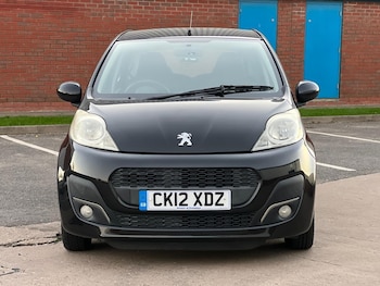 Peugeot - 107