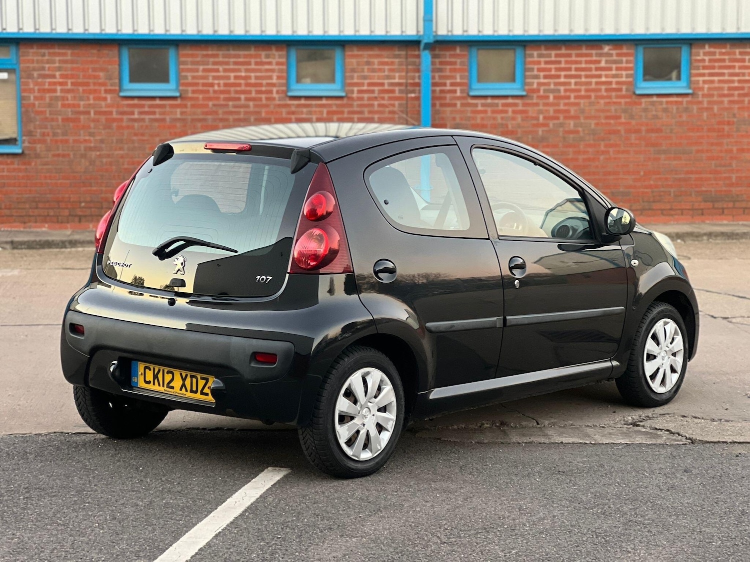 Used Peugeot 107 2012 for sale - 76607567: Photo 6