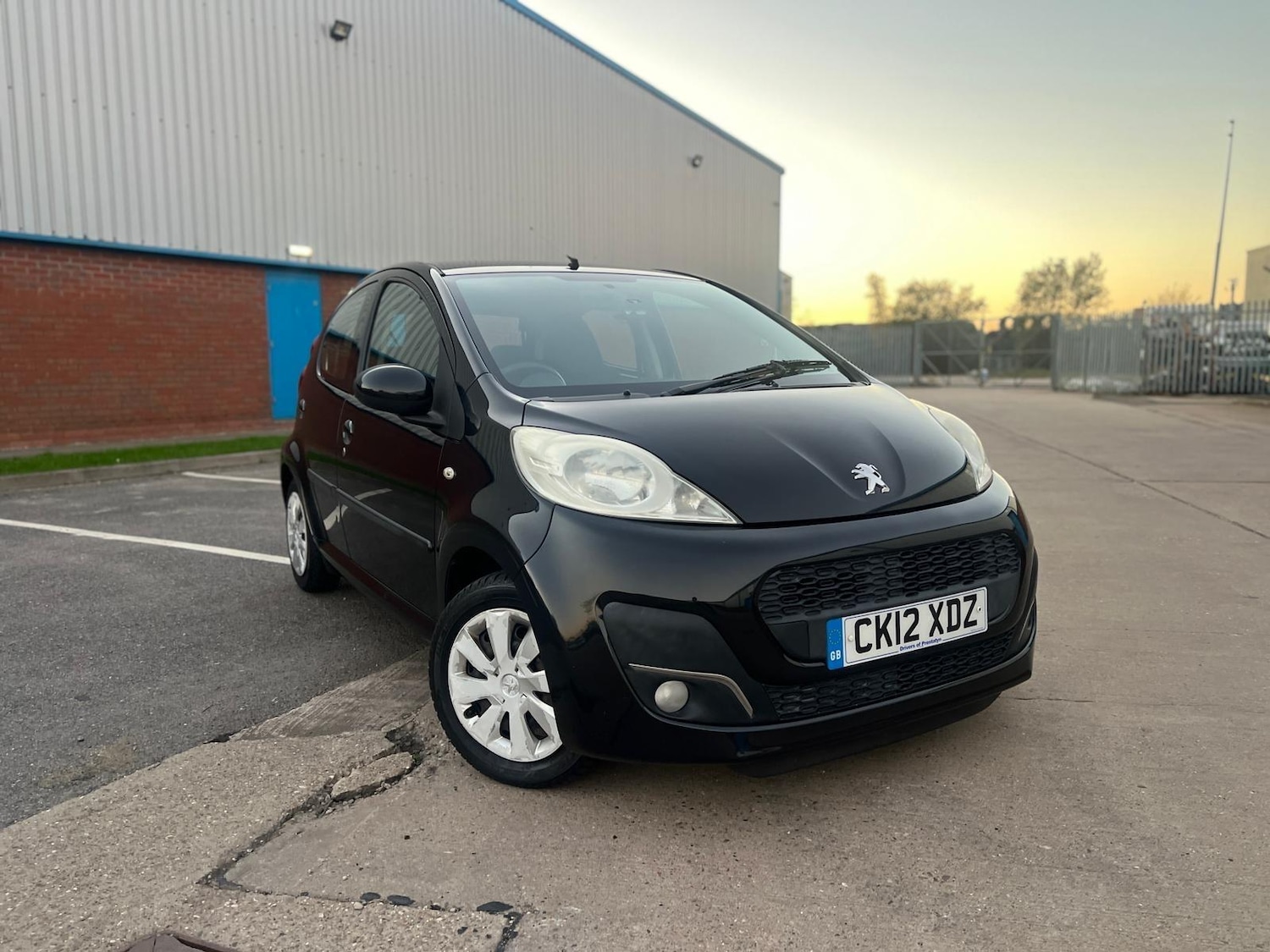 Used Peugeot 107 2012 for sale - 76607567: Photo 8