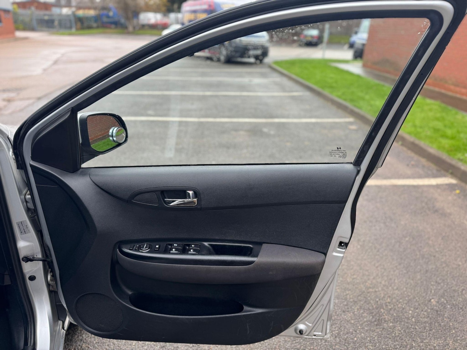 Used Hyundai i20 2010 for sale - 77574782: Photo 20