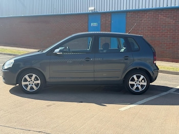 Used Volkswagen Polo 2009 for sale - 75589119: Photo