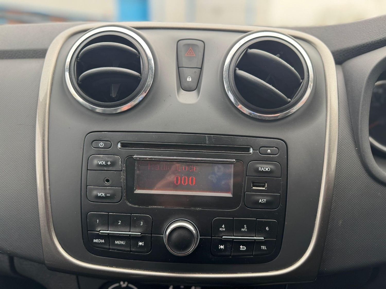 Used Dacia Sandero Stepway 2014 for sale - 78087159: Photo 16