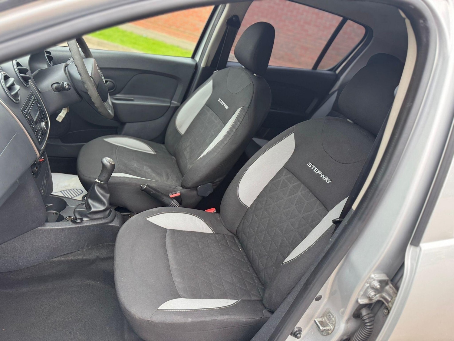 Used Dacia Sandero Stepway 2014 for sale - 78087159: Photo 24