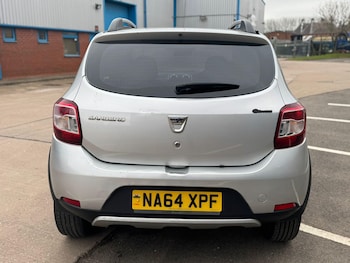 Used Dacia Sandero Stepway 2014 for sale - 78087159: Photo
