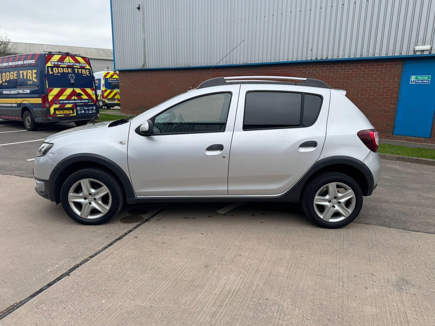 Used Dacia Sandero Stepway 2014 for sale - 78087159: Photo 3