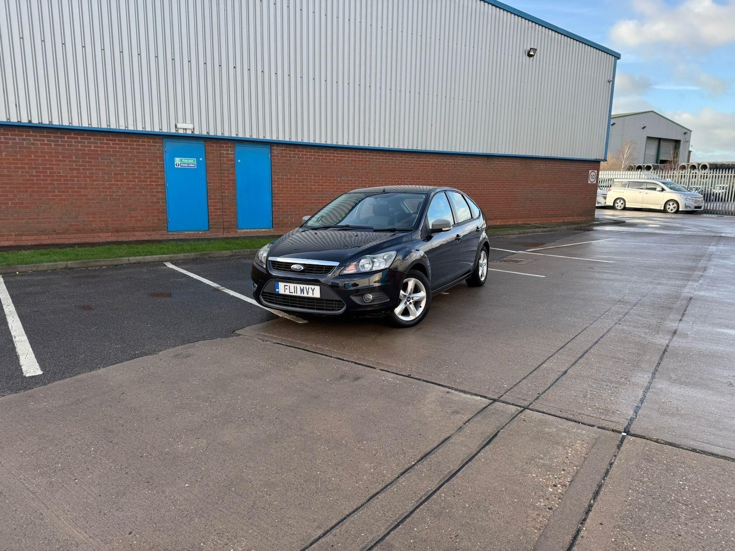 Used Ford Focus 2011 for sale - 77131610: Photo 11