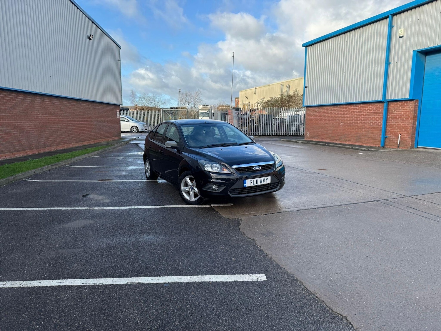 Used Ford Focus 2011 for sale - 77131610: Photo 12