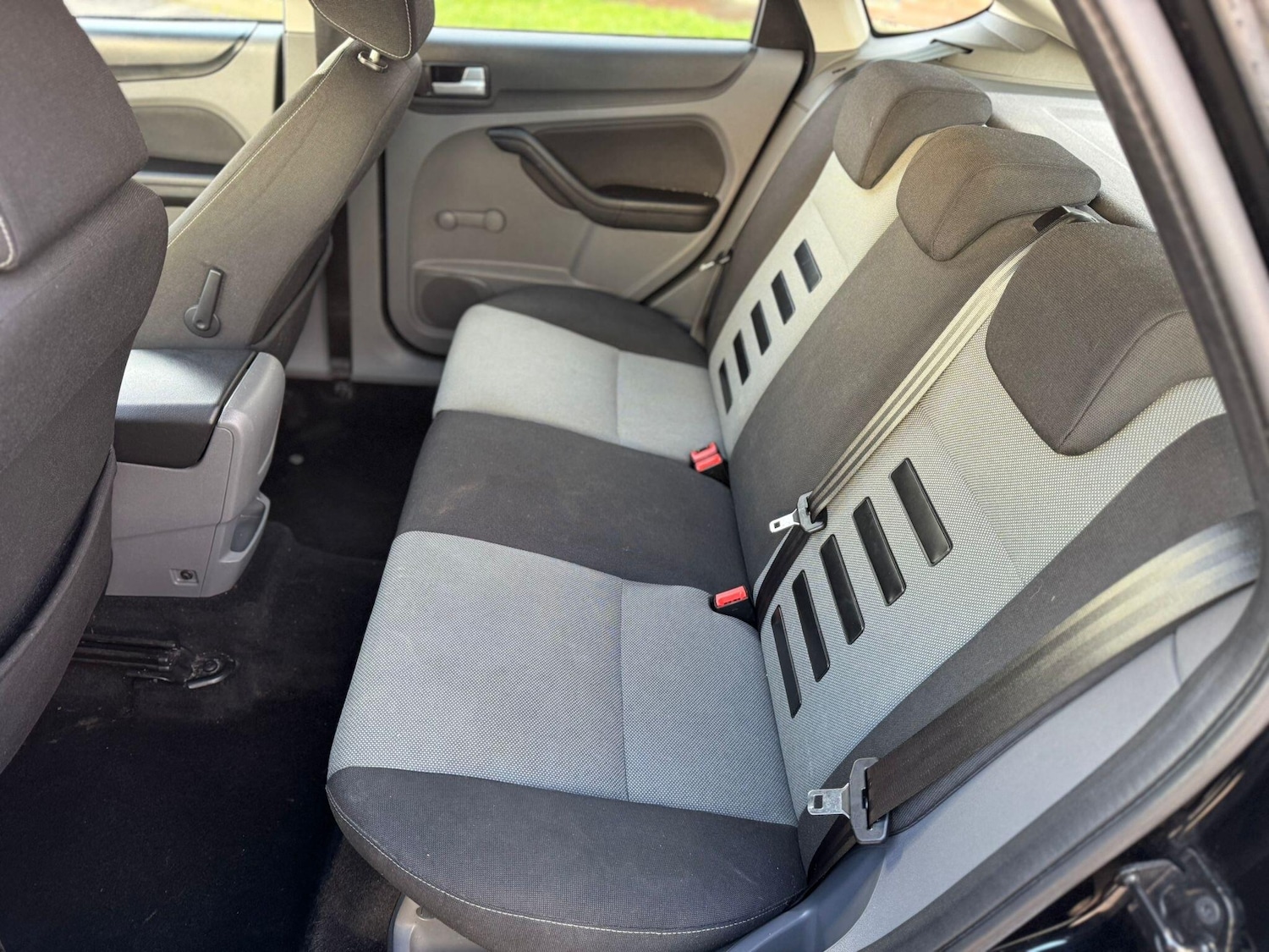 Used Ford Focus 2011 for sale - 77131610: Photo 14