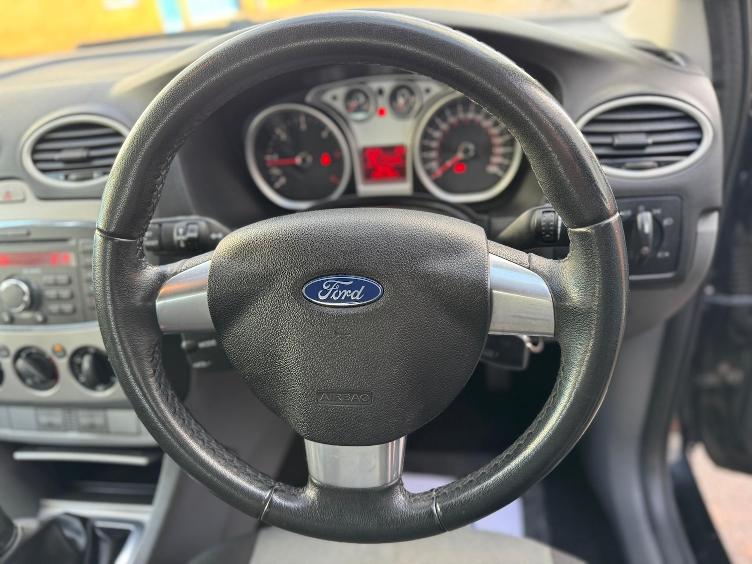 Used Ford Focus 2011 for sale - 77131610: Photo 16