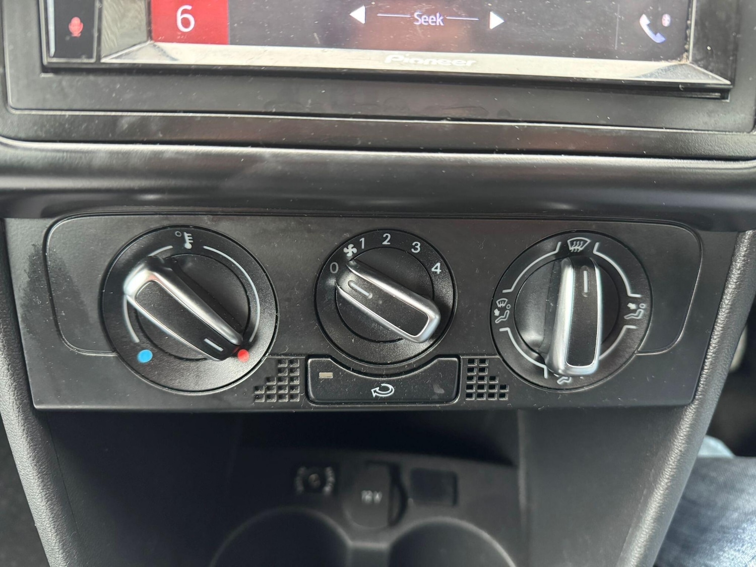 Used Volkswagen Polo 2010 for sale - 77538131: Photo 17