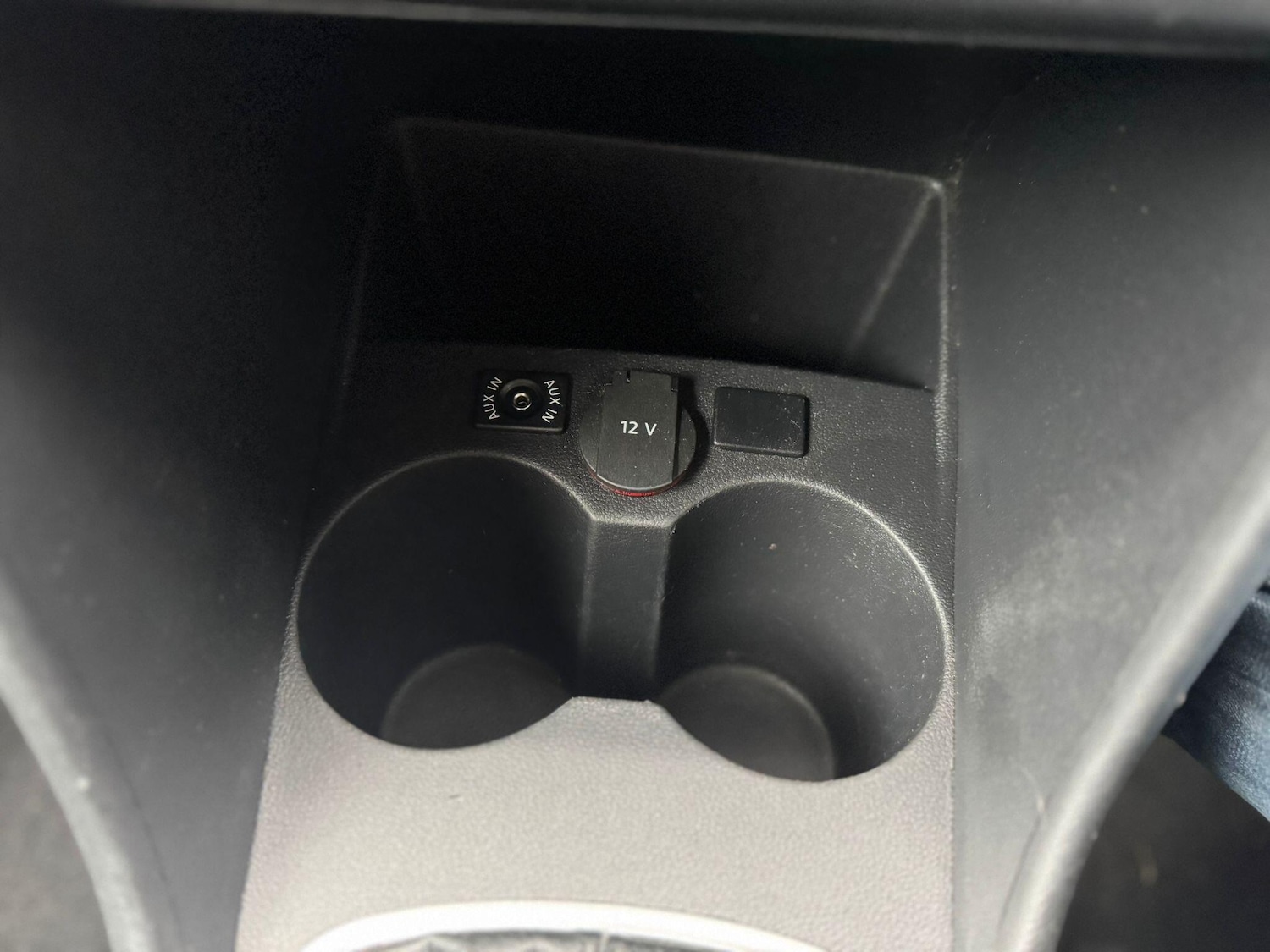 Used Volkswagen Polo 2010 for sale - 77538131: Photo 23