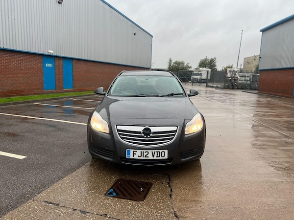 Used Vauxhall Insignia 2019 for sale - 76166563: Photo 1