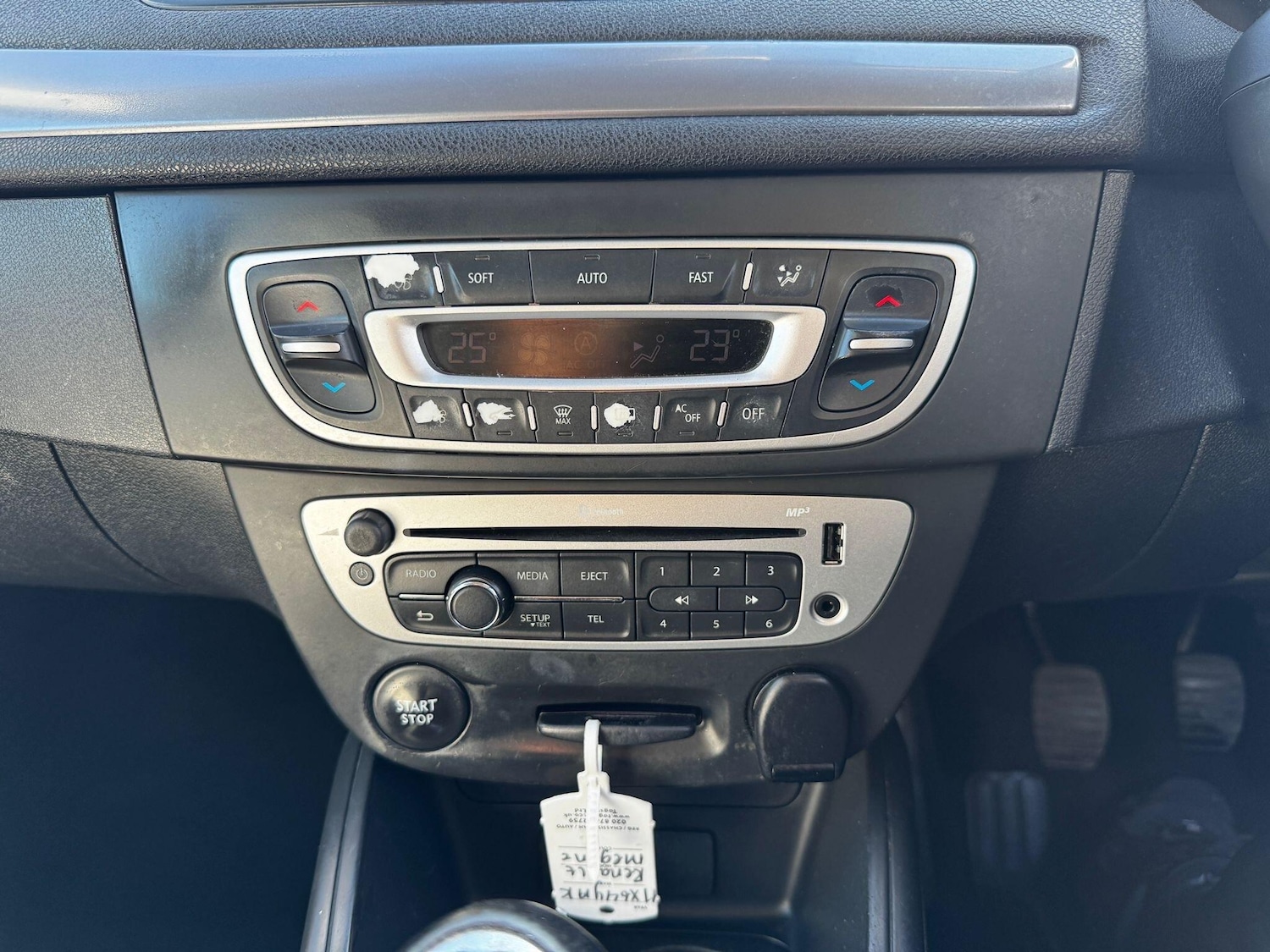 Used Renault Megane 2014 for sale - 78157521: Photo 14