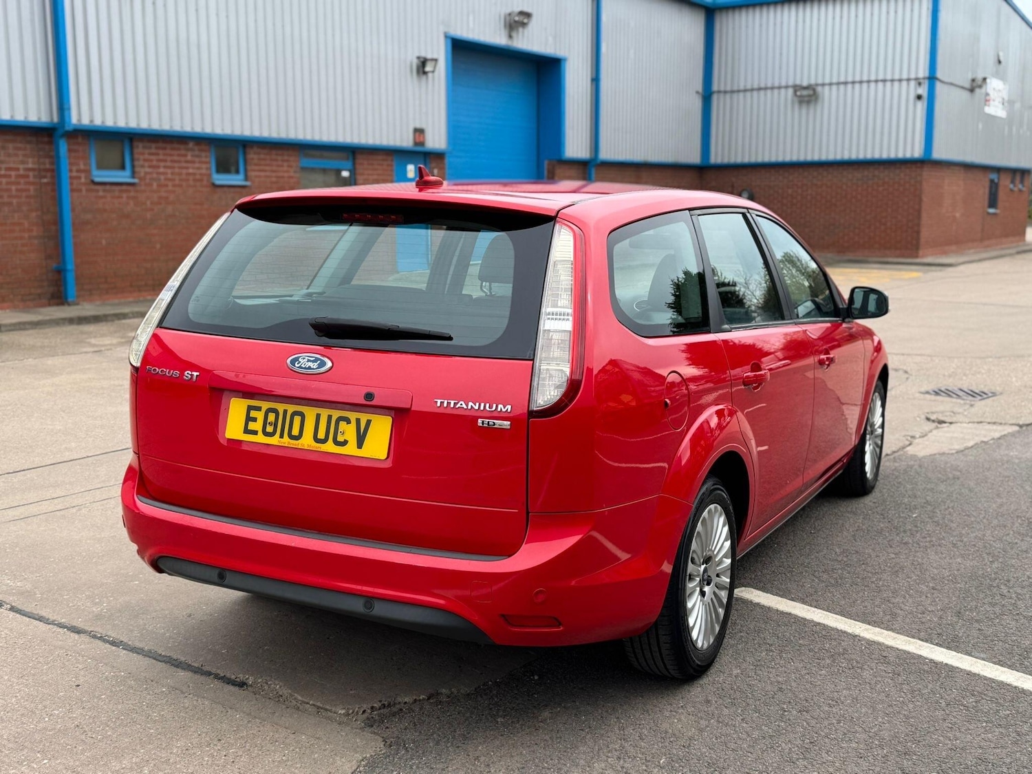 Used Ford Focus 2010 for sale - 78184875: Photo 10