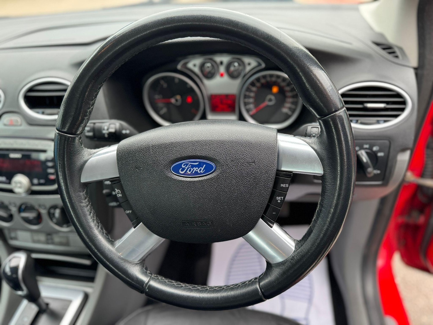 Used Ford Focus 2010 for sale - 78184875: Photo 15