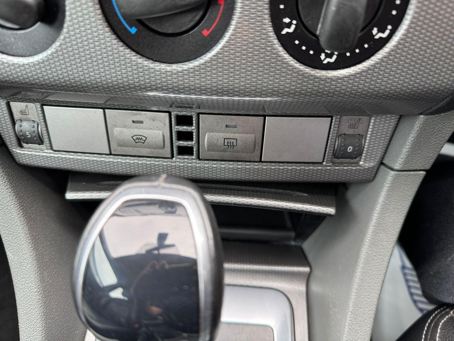 Used Ford Focus 2010 for sale - 78184875: Photo 20