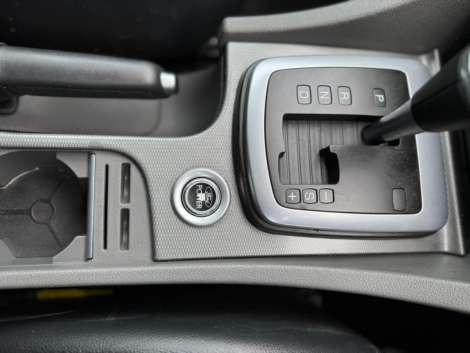 Used Ford Focus 2010 for sale - 78184875: Photo 21