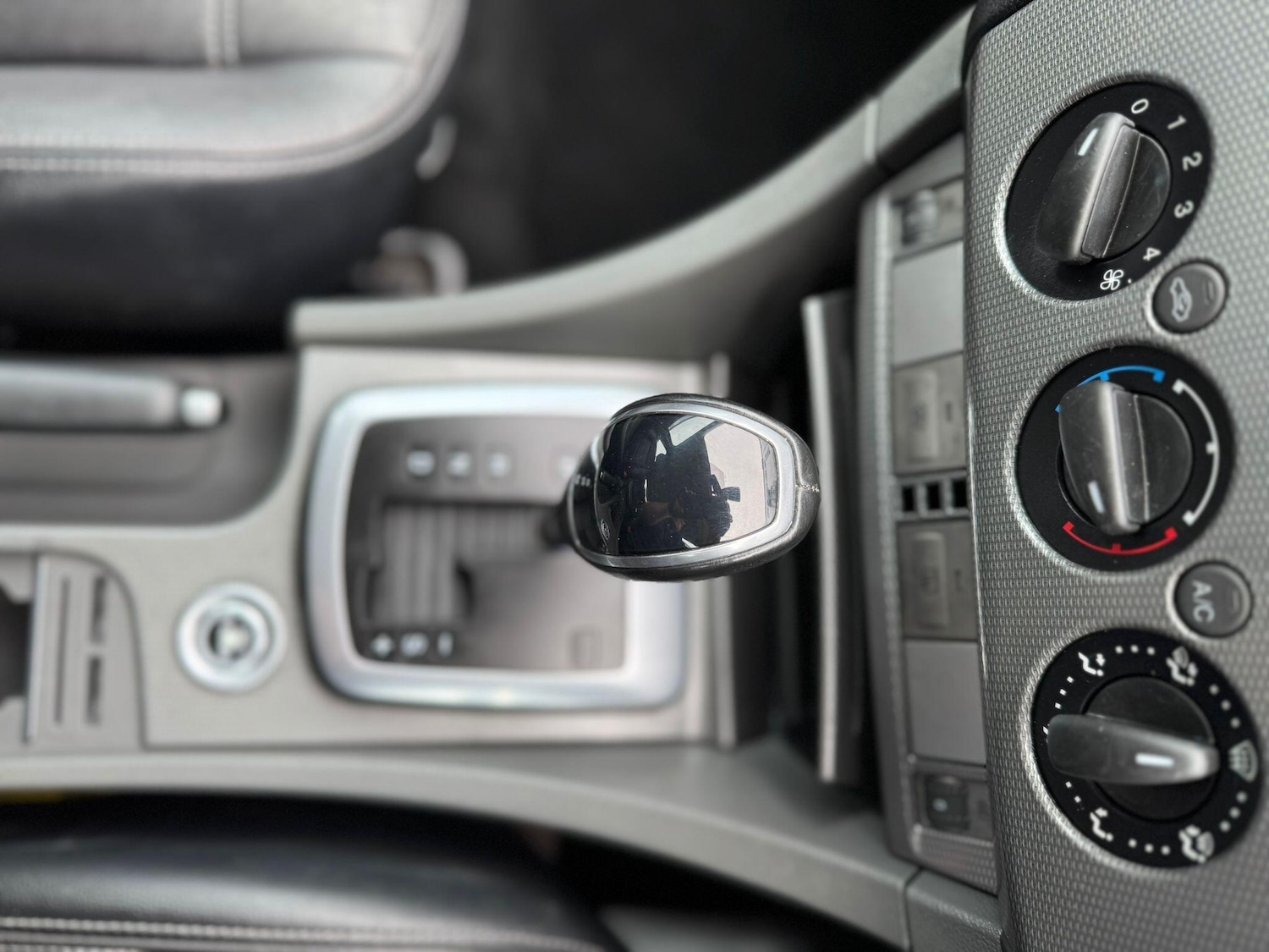 Used Ford Focus 2010 for sale - 78184875: Photo 25