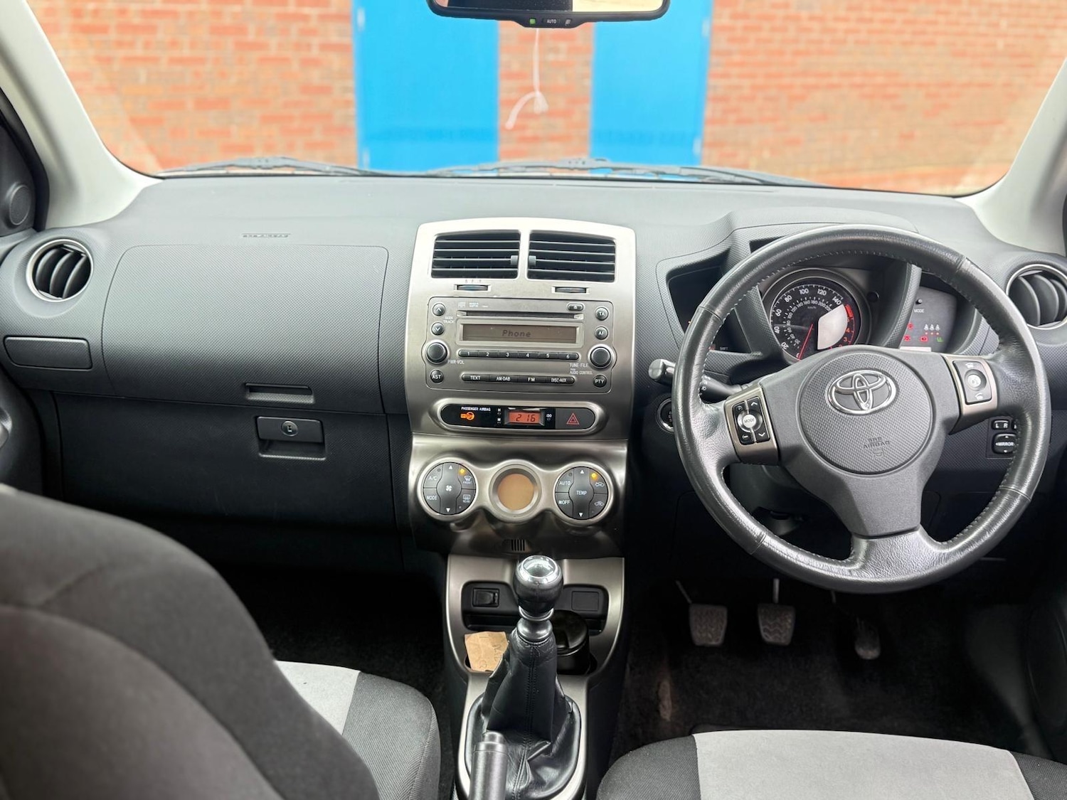 Used Toyota Urban Cruiser 2012 for sale - 77994309: Photo 18