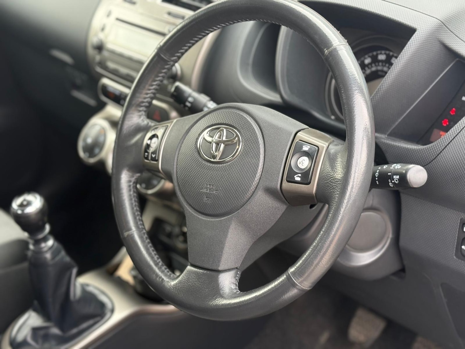 Used Toyota Urban Cruiser 2012 for sale - 77994309: Photo 25