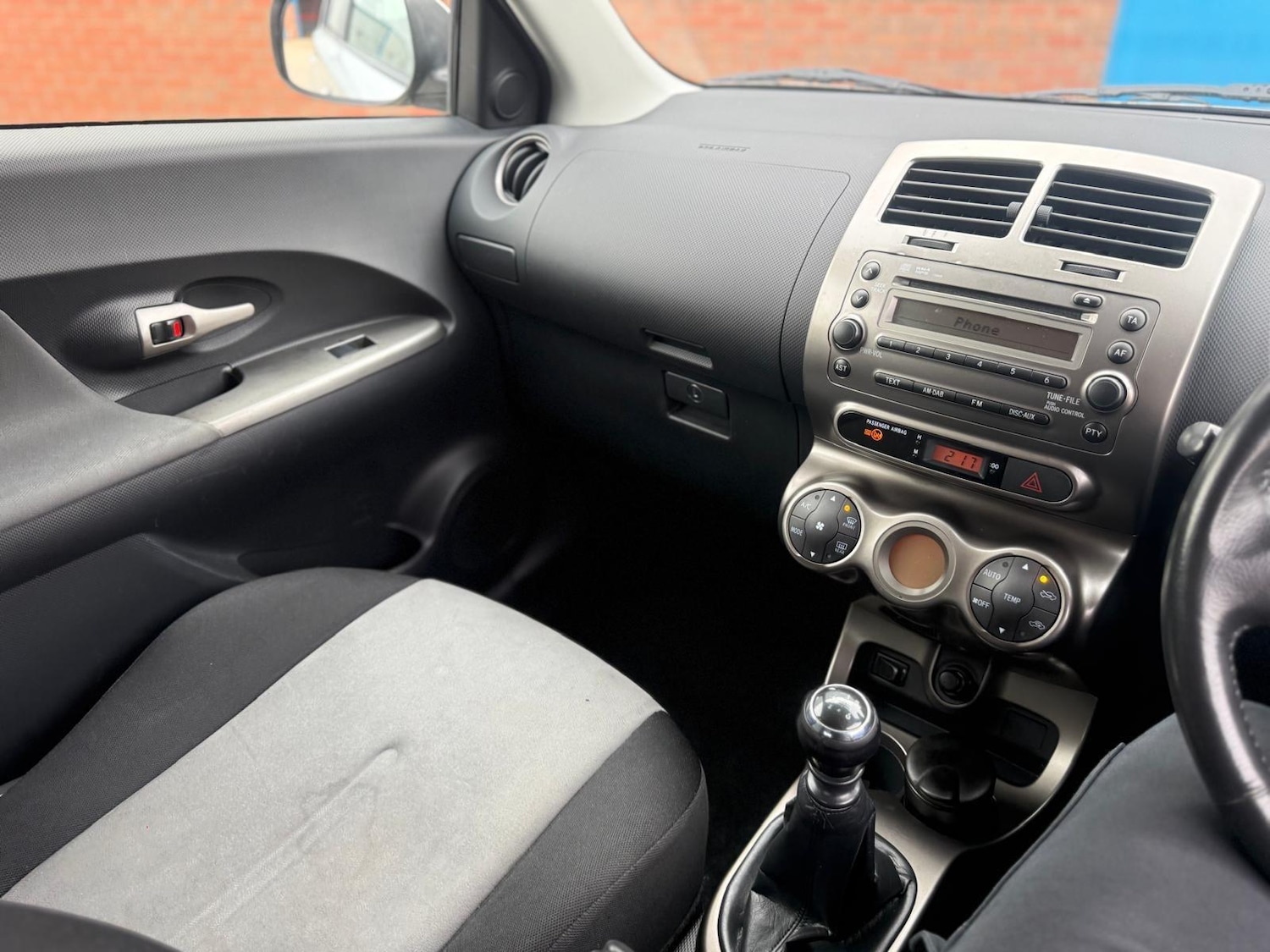 Used Toyota Urban Cruiser 2012 for sale - 77994309: Photo 27