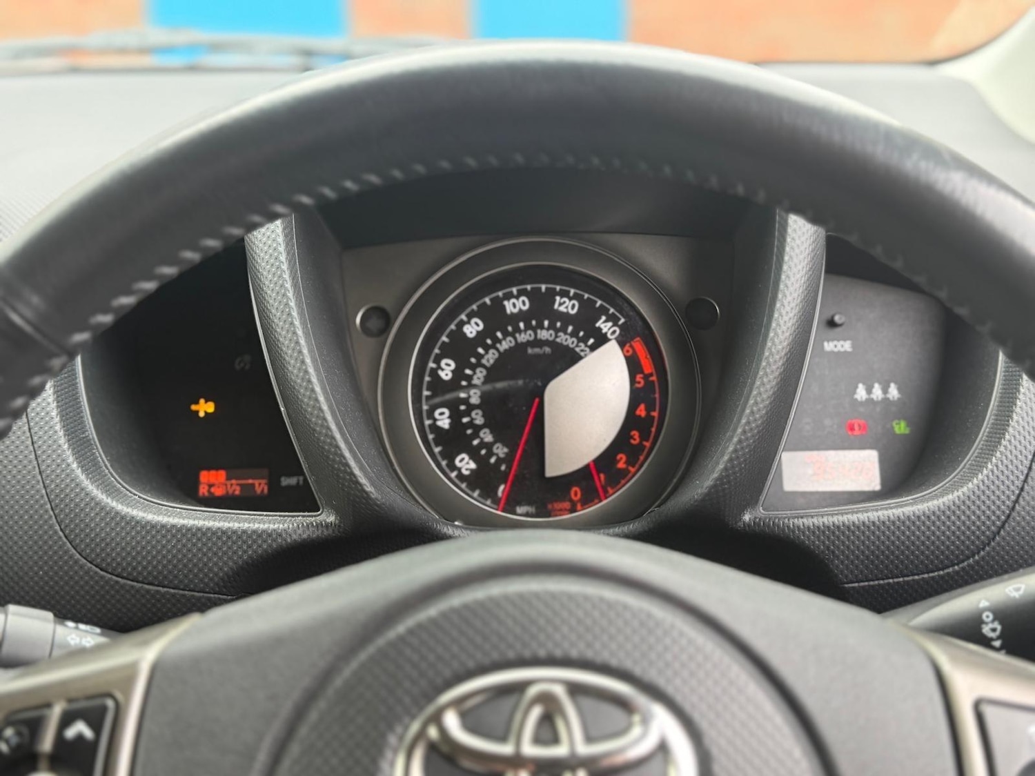 Used Toyota Urban Cruiser 2012 for sale - 77994309: Photo 28