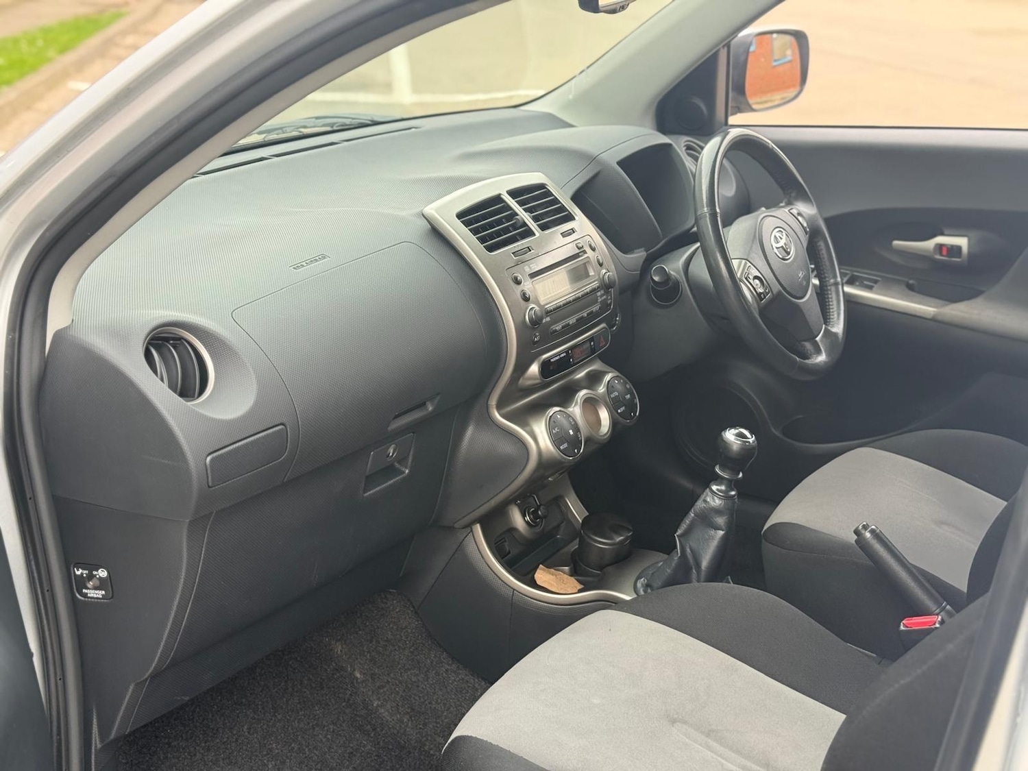 Used Toyota Urban Cruiser 2012 for sale - 77994309: Photo 31