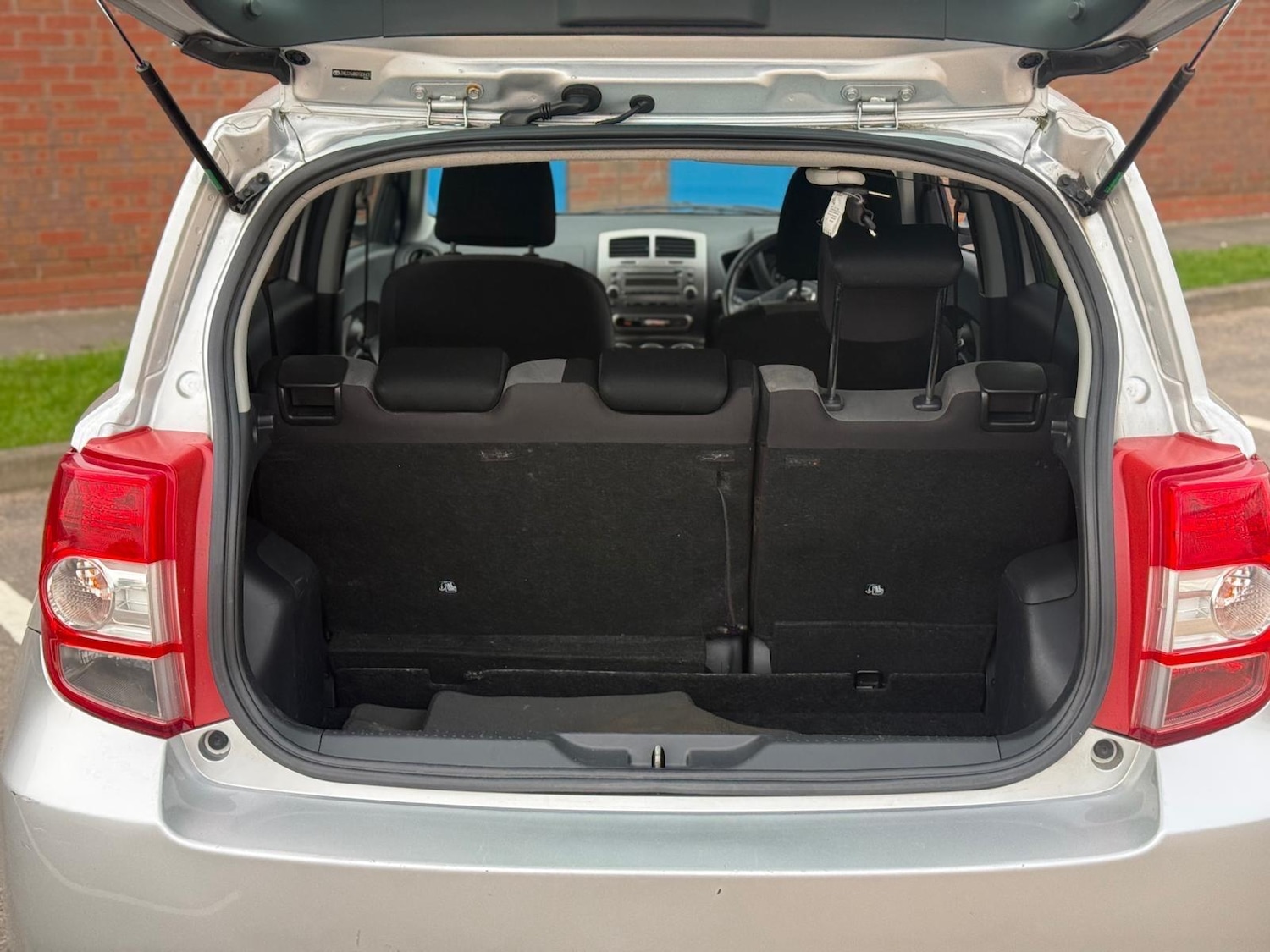 Used Toyota Urban Cruiser 2012 for sale - 77994309: Photo 32