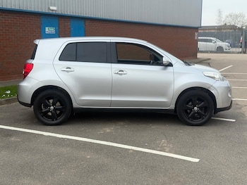 Used Toyota Urban Cruiser 2012 for sale - 77994309: Photo