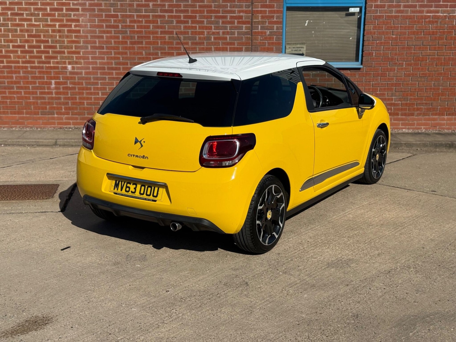 Used Citroen DS3 2013 for sale - 77940089: Photo 16