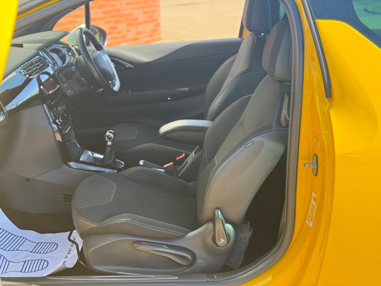 Used Citroen DS3 2013 for sale - 77940089: Photo 30