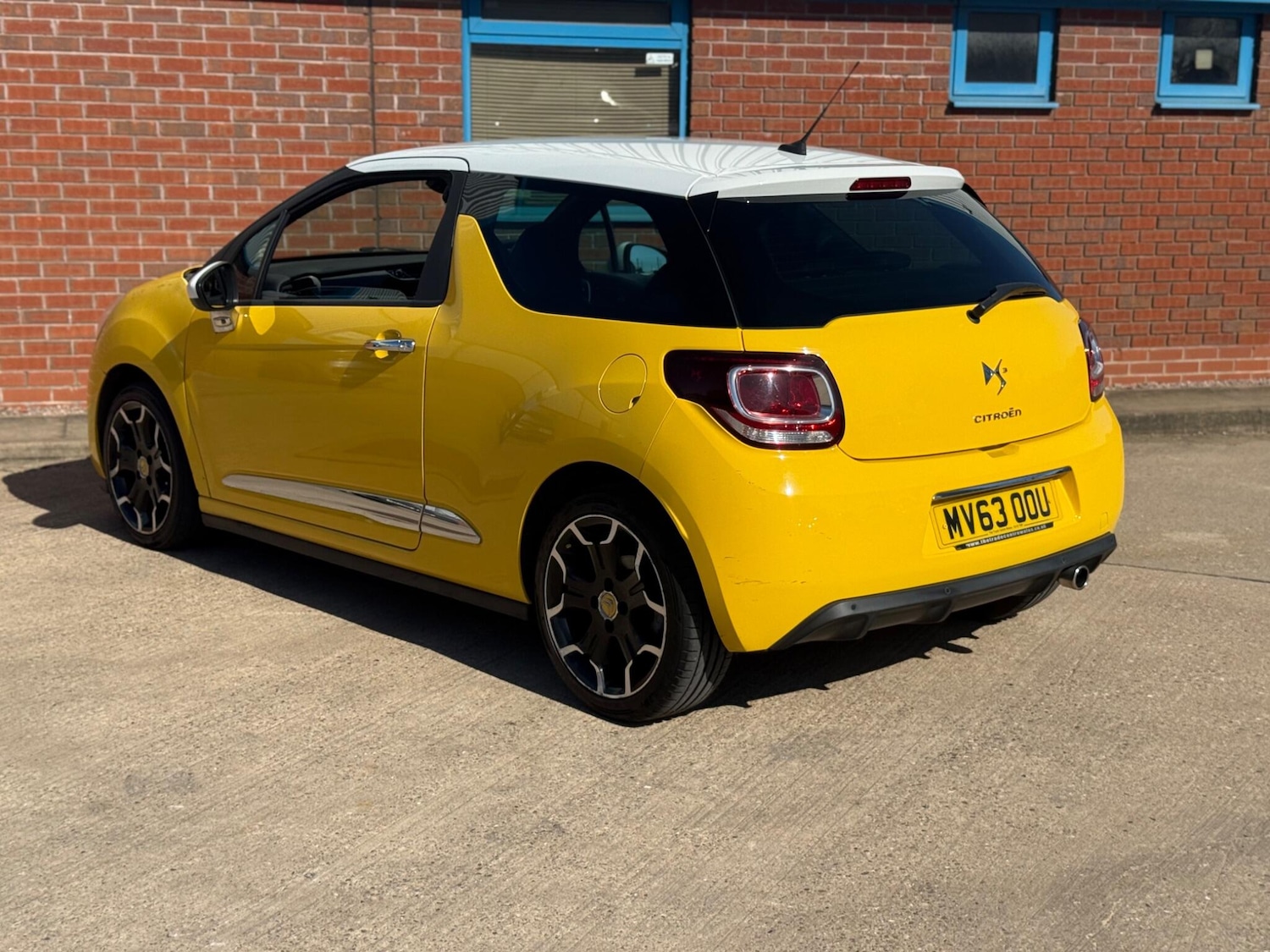 Used Citroen DS3 2013 for sale - 77940089: Photo 9