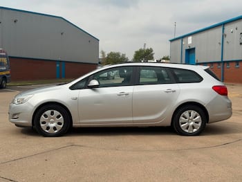Used Vauxhall Astra 2011 for sale - 79646345: Photo