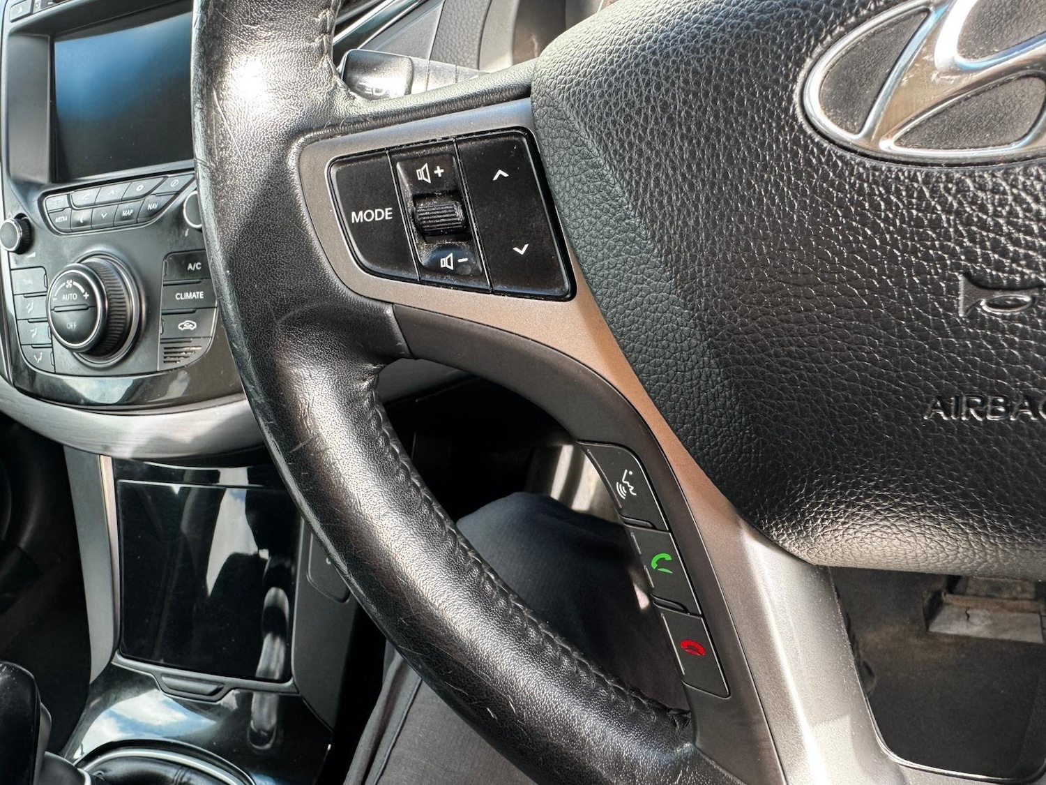 Used Hyundai i40 2012 for sale - 77838777: Photo 21