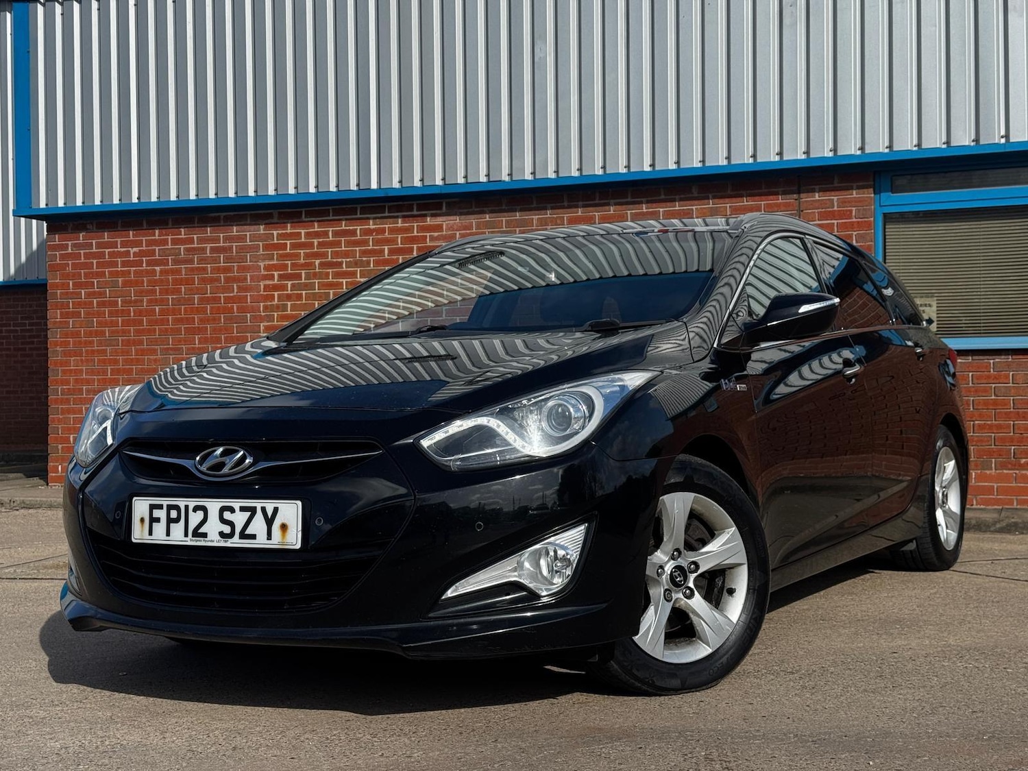 Used Hyundai i40 2012 for sale - 77838777: Photo 3