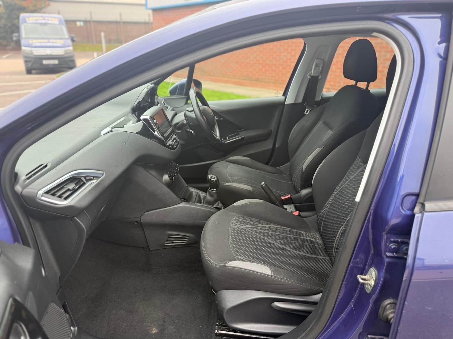 Used Peugeot 208 2014 for sale - 76317934: Photo 13