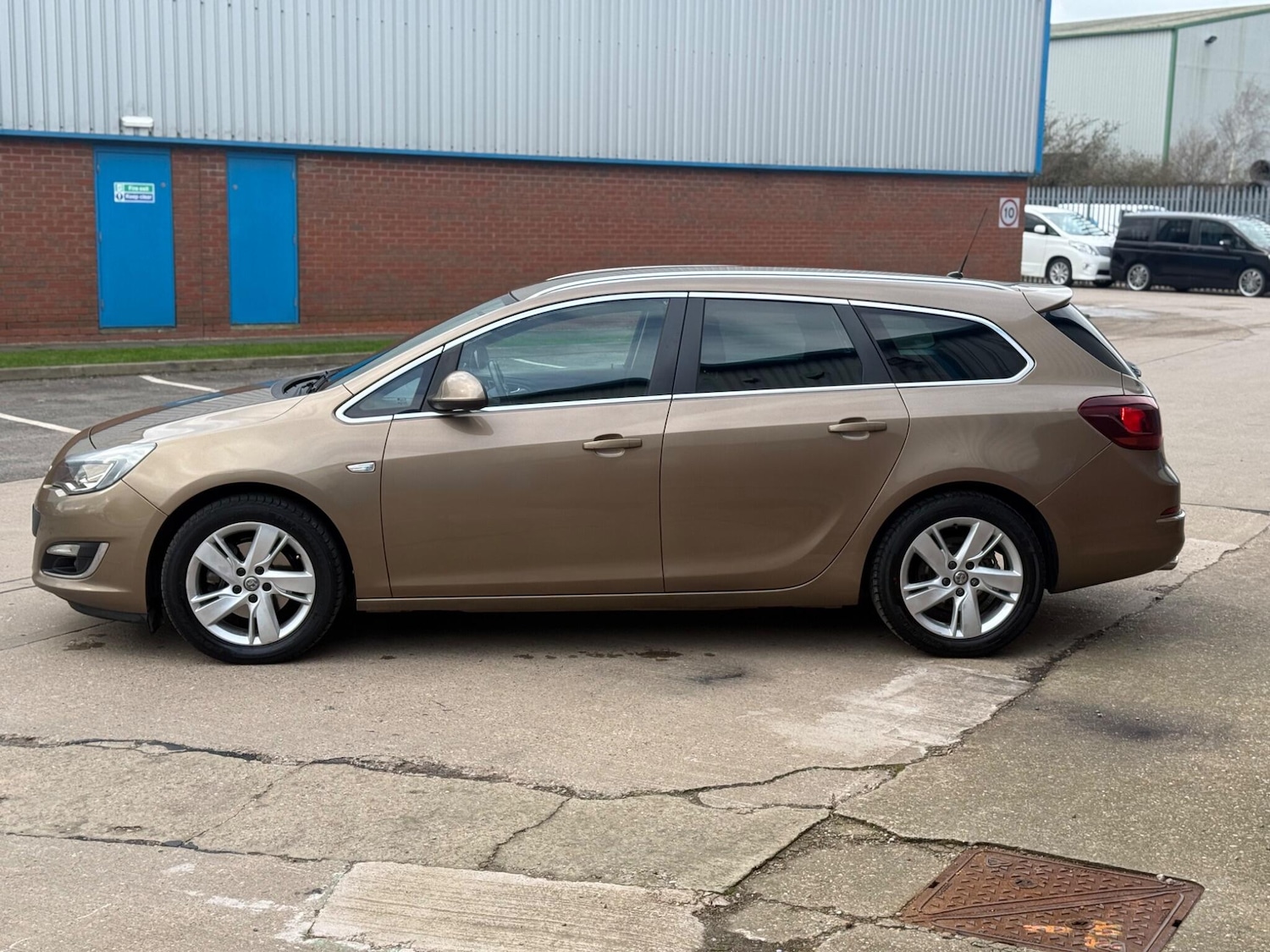 Used Vauxhall Astra 2013 for sale - 77658452: Photo 11
